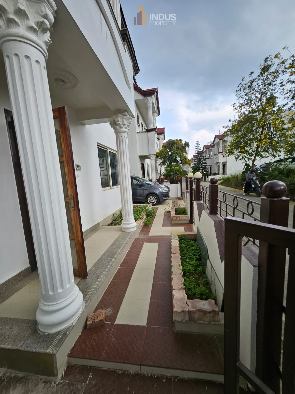 property-image